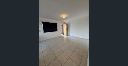 Coastal Living in a Quiet Street - Walk to the Beach - Photo 2