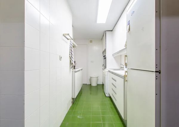 Calle del Pez Austral, Madrid, Community of Madrid 28007