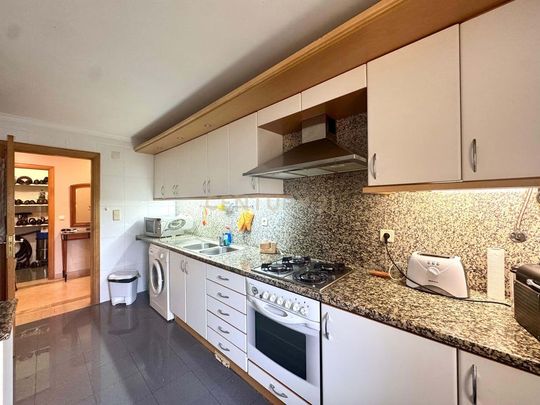 Alcabideche, Lisbon - Photo 1