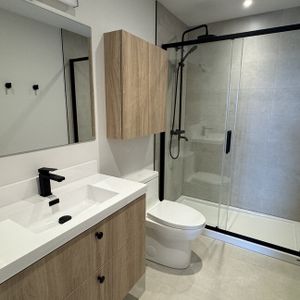 1 + Den - 200 Avenue Dorval, Dorval - Photo 3