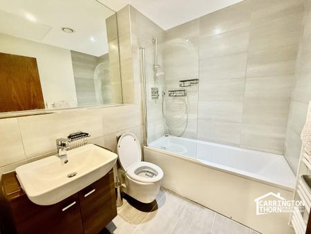 2 bedroom flat to rent - Photo 4