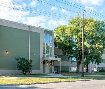 Sherwood Court Apartments - Photo 1