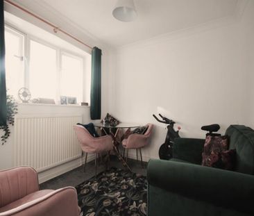 3 Bedroom Detached To Let - Photo 5