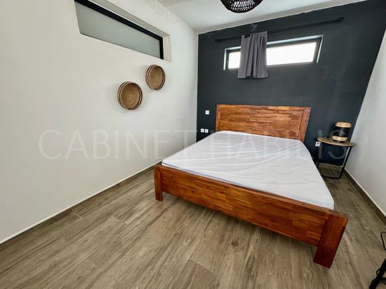 À LOUER – VILLA MEUBLÉE T4 D'ENVIRON 85.10 M² - LE TAMPON - LOYER 1 531 € - Photo 1