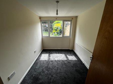5 bedroom terraced house to rent - Photo 4