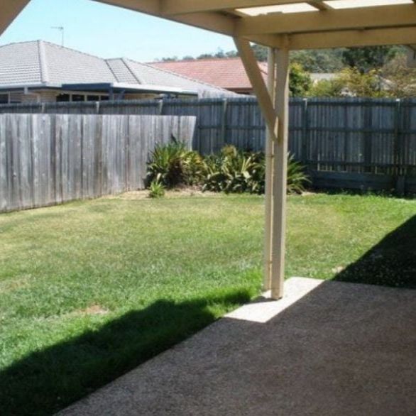 Perfect Family Home in Upper Coomera - Photo 1