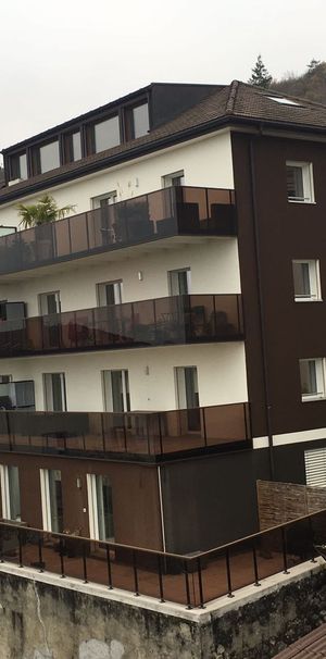 Bel appartement de 3 pièces avec grande terrasse et vue sur le lac et les Alpes - Photo 2