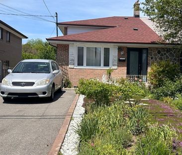 For Lease - 65 Newlin Crescent Unit# Lower, Toronto, Ontario - Photo 3