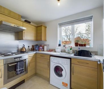 2 bedroom apartment to rent - Photo 4