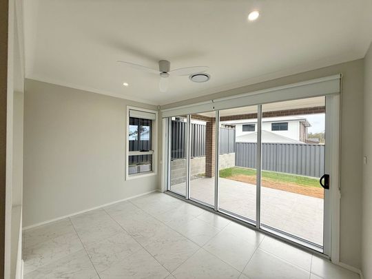 54 Academy Street, North Rothbury - Photo 1