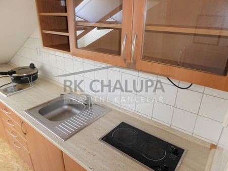 Pronájem bytu 2+1 75 m² - Fotografie 5