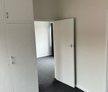 RENOVATED 1 BEDROOM UNIT - Photo 6