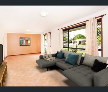 Coastal Living at Its Best – Comfortable Family Home in Prime Maroo... - Photo 2