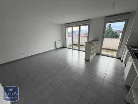 Location Appartement 4 pièces 77m² TOULOUSE 31200 - Photo 2