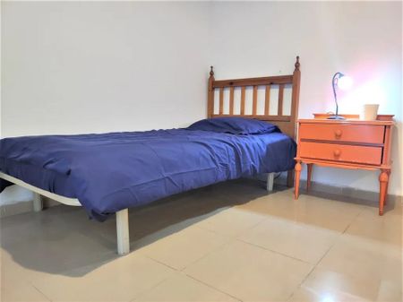 Calle Mármoles, Sevilla, Andalusia 41004 - Photo 3