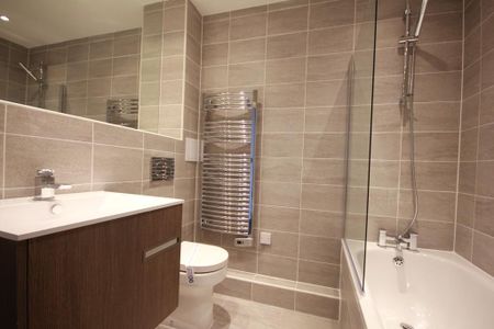 2 bedroom apartment to rent - Photo 3