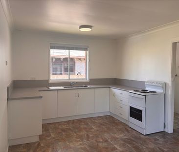 Home For Rent - Photo 6
