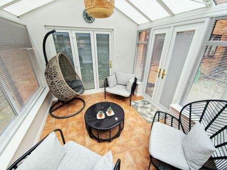 4 bedroom detached house to rent - Photo 5