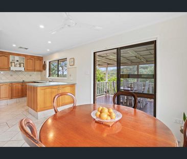 Charming Family Home in a Prime Location! - Photo 2