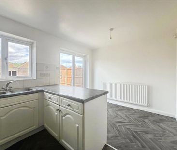 2 bedroom end of terrace house to rent - Photo 6