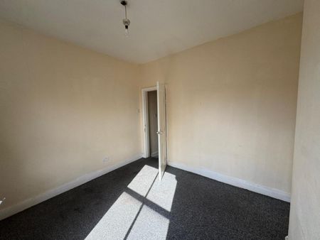 3 bedroom House To Let - Photo 5