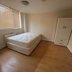 1 bedroom bungalow to rent - Photo 2