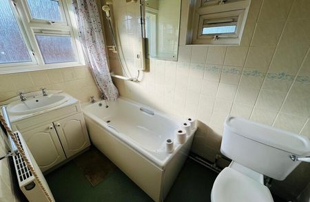 Woodside Road, Dudley, DY2 - Photo 3