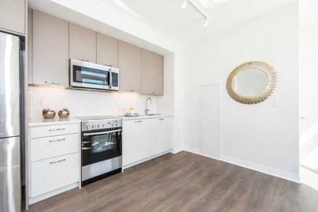 For Lease - 2301 Danforth Avenue Unit# PH805, Toronto, Ontario - Photo 5