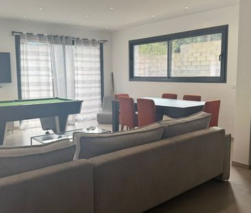 Location Maison 4 pièces 110m² - Photo 2