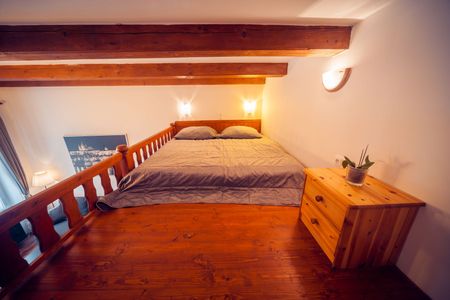Pronájem bytu 1+kk • 32 m² bez realitkyNa Kozačce, Praha - Vinohrady - Fotografie 2