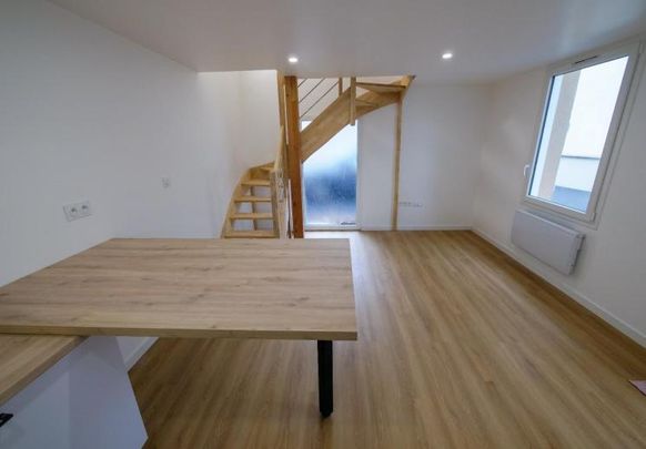 Appartement type 2 duplex entièrement rénové - Photo 1