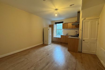 Wellesley Road - Photo 5