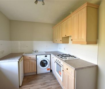 2 bedroom apartment to rent - Photo 6