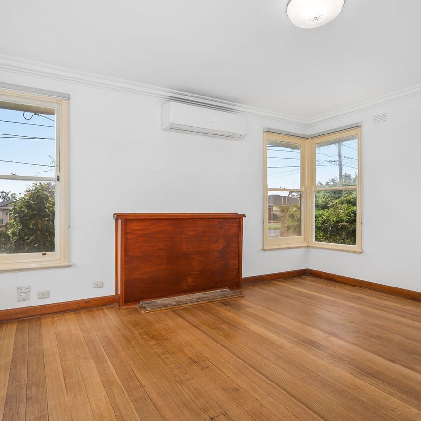 Spacious Family Home with Large Backyard - Photo 1