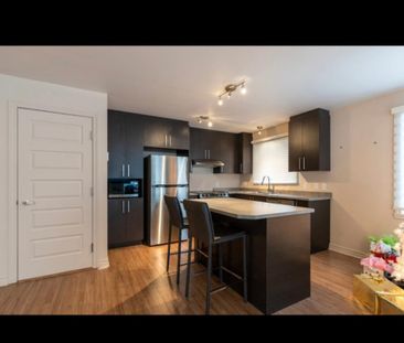 5 1/2 rive sud, ascenseur privé - Photo 3