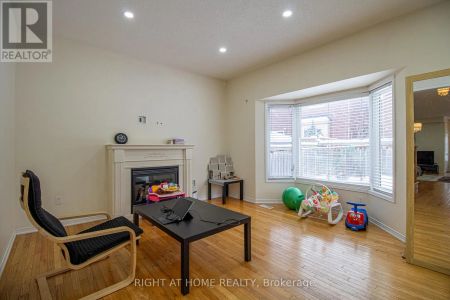 98 GILLETT DRIVE - Photo 2