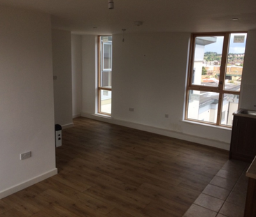 St. Crispins Court, Mansfield, NG18 - Photo 4