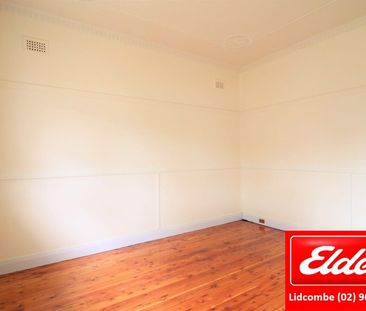 3-Bedroom Home in Prime Location Walk to Shops & Station - Photo 5