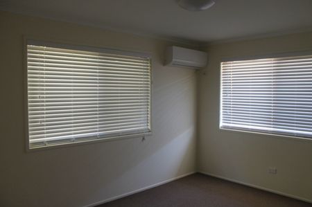 APPLICATIONS CLOSED - Partly Furnished Unit on the fringe of the City Heart - Photo 2