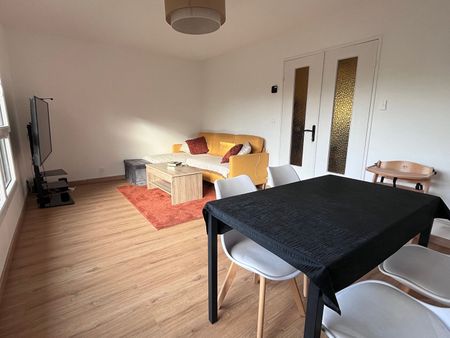 Location maison 6 pièces, 105.80m², Noisiel - Photo 2