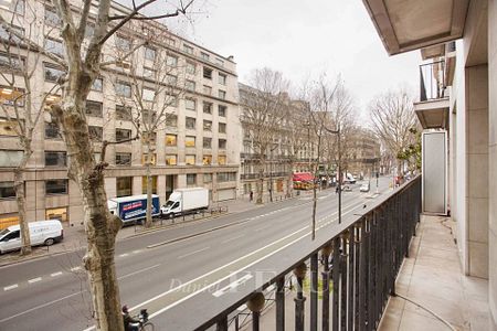 Location appartement, Paris 7ème (75007), 3 pièces, 97.57 m², ref 84842398 - Photo 2