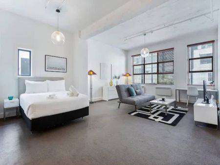 Living With Style - Photo 4