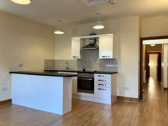 2 bedroom flat to rent - Photo 1