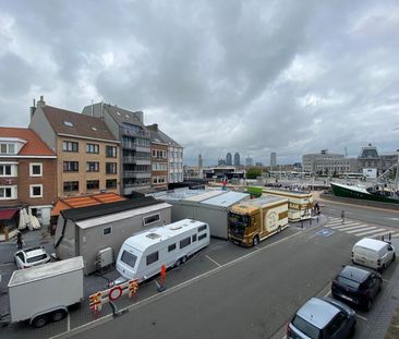 Te Huur 2 slaapkamers Oostende Sint Petrus en Paulusplein 19 - Photo 1