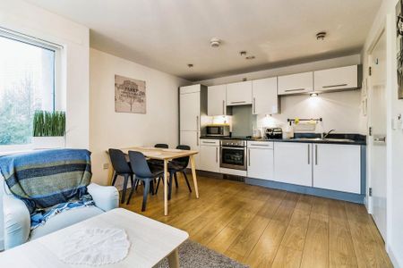 2 bedroom apartment to rent - Photo 2