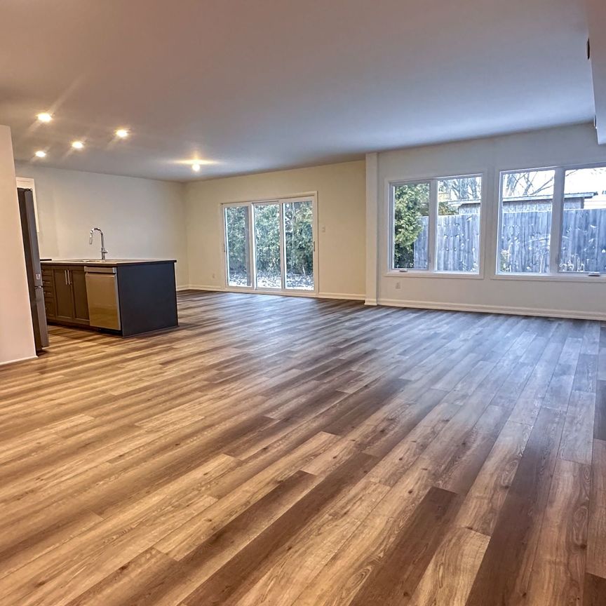 For Lease - 615 Montessor Crescent Unit# B, Alfred and Plantagenet, Ontario - Photo 1