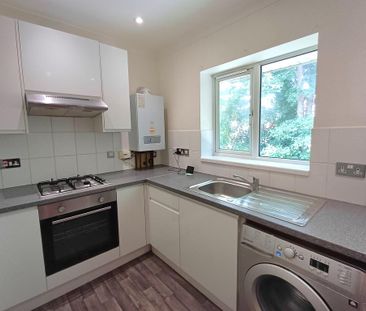2 bedroom apartment to rent - Photo 3