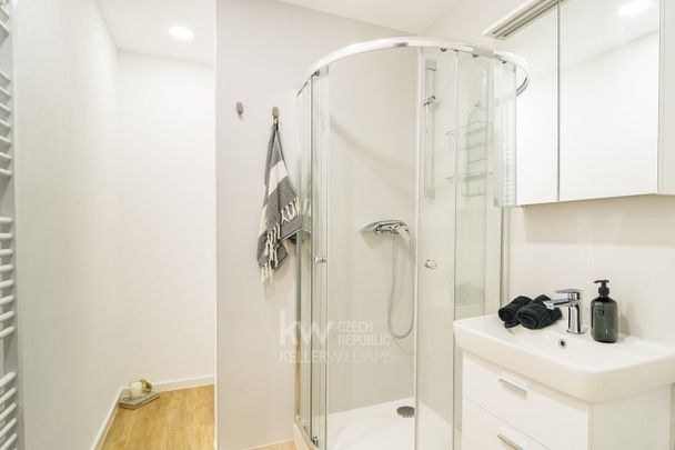 Pronájem bytu 2+kk 40 m² - Photo 1