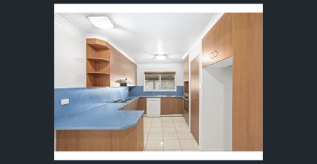 SPACIOUS FAMILY HOME IN THE HEART OF FRENCHVILLE - Photo 5