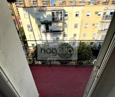 Piso de alquiler en El Plantinar – Avda. La Paz - El Juncal - Foto 2